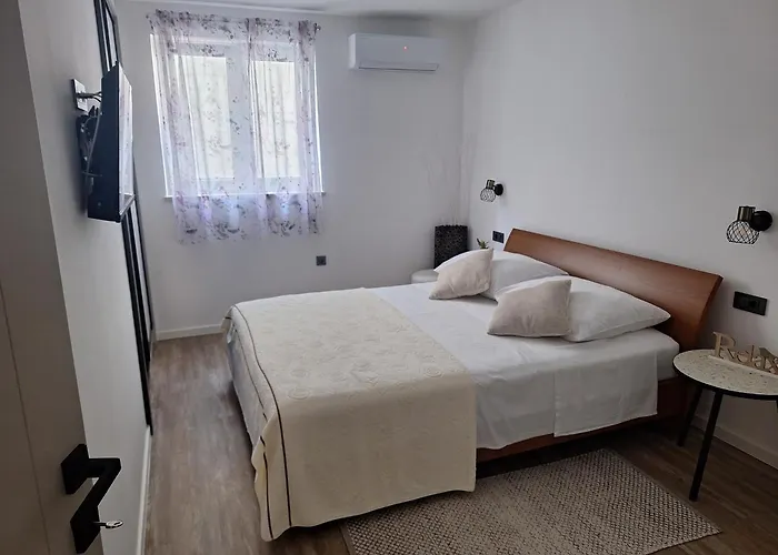 Casa Bianca Апартаменты *