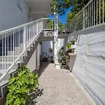 Appartement Casa Bianca *